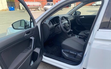 Volkswagen Tiguan II, 2020 год, 2 450 000 рублей, 7 фотография