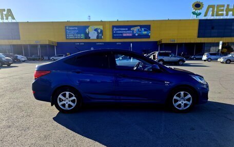 Hyundai Solaris II рестайлинг, 2012 год, 830 000 рублей, 4 фотография