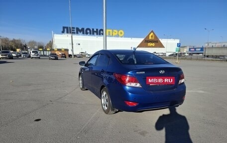 Hyundai Solaris II рестайлинг, 2012 год, 830 000 рублей, 7 фотография
