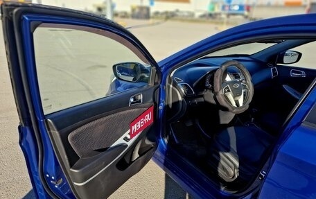 Hyundai Solaris II рестайлинг, 2012 год, 830 000 рублей, 10 фотография