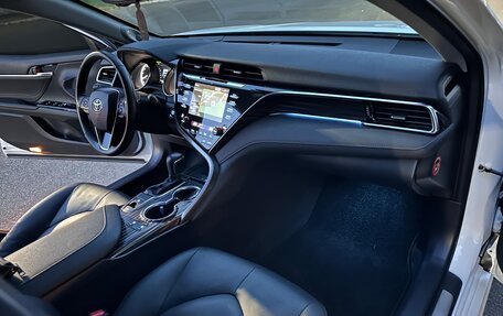 Toyota Camry, 2019 год, 3 750 000 рублей, 22 фотография