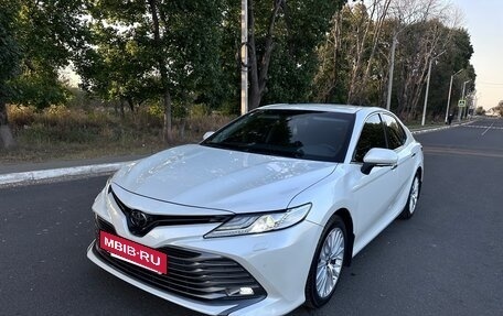 Toyota Camry, 2019 год, 3 750 000 рублей, 15 фотография