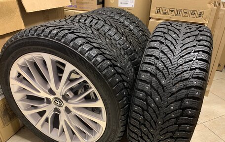 Toyota Camry, 2019 год, 3 750 000 рублей, 28 фотография