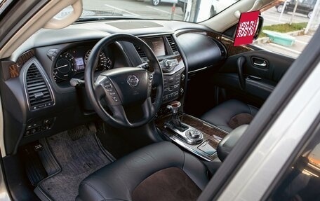 Nissan Patrol, 2011 год, 2 155 000 рублей, 13 фотография