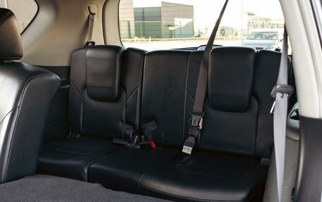 Nissan Patrol, 2011 год, 2 155 000 рублей, 21 фотография