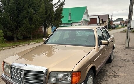 Mercedes-Benz S-Класс, 1986 год, 1 500 000 рублей, 3 фотография