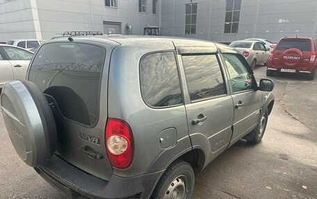Chevrolet Niva I рестайлинг, 2018 год, 650 000 рублей, 3 фотография