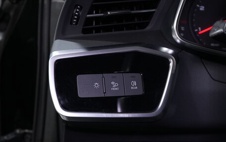 Audi A6, 2021 год, 2 500 000 рублей, 15 фотография