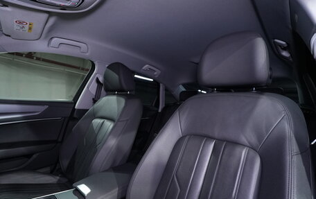 Audi A6, 2021 год, 2 500 000 рублей, 17 фотография
