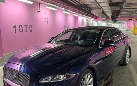 Jaguar XJ IV (X351), 2016 год, 3 500 000 рублей, 1 фотография