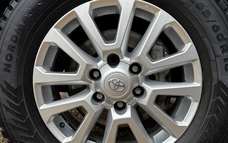 Toyota Land Cruiser Prado 150 рестайлинг 2, 2014 год, 4 330 000 рублей, 8 фотография