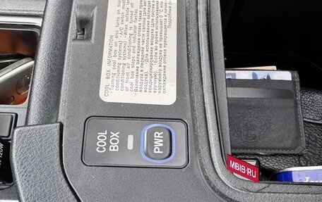 Toyota Land Cruiser Prado 150 рестайлинг 2, 2014 год, 4 330 000 рублей, 15 фотография