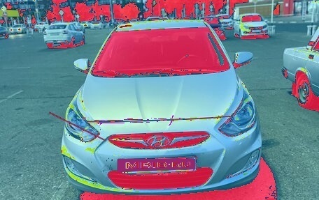 Hyundai Solaris II рестайлинг, 2011 год, 800 000 рублей, 9 фотография