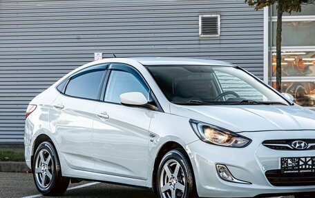 Hyundai Solaris II рестайлинг, 2013 год, 895 000 рублей, 8 фотография