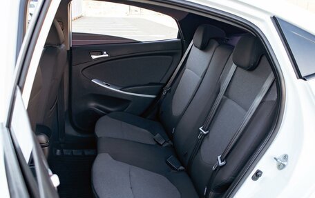 Hyundai Solaris II рестайлинг, 2013 год, 895 000 рублей, 17 фотография