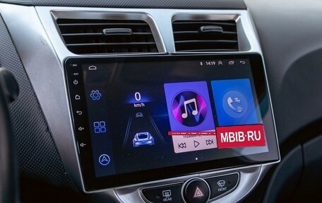 Hyundai Solaris II рестайлинг, 2013 год, 895 000 рублей, 14 фотография