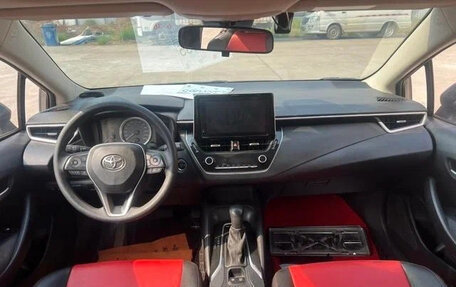 Toyota Corolla, 2021 год, 1 300 000 рублей, 6 фотография