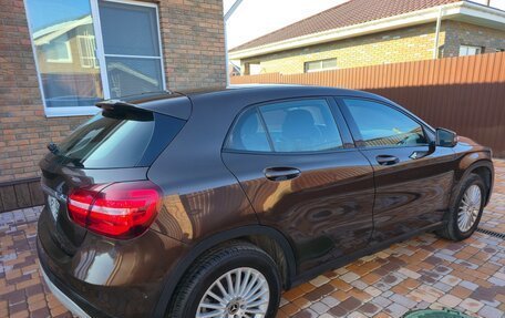 Mercedes-Benz GLA, 2018 год, 1 999 999 рублей, 2 фотография