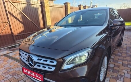 Mercedes-Benz GLA, 2018 год, 1 999 999 рублей, 4 фотография