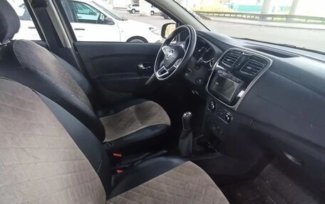 Renault Sandero II рестайлинг, 2019 год, 1 370 000 рублей, 7 фотография