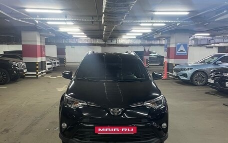 Toyota RAV4, 2018 год, 3 000 000 рублей, 2 фотография