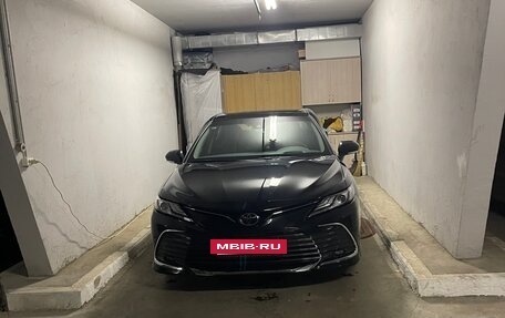 Toyota Camry, 2023 год, 4 050 000 рублей, 10 фотография