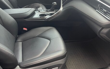 Toyota Camry, 2023 год, 4 050 000 рублей, 25 фотография