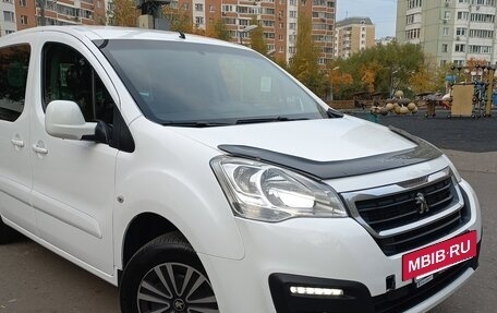 Peugeot Partner II рестайлинг 2, 2018 год, 1 140 000 рублей, 2 фотография