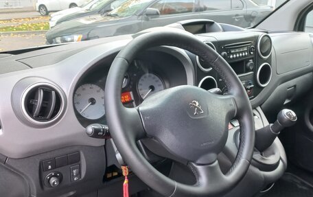 Peugeot Partner II рестайлинг 2, 2018 год, 1 140 000 рублей, 12 фотография