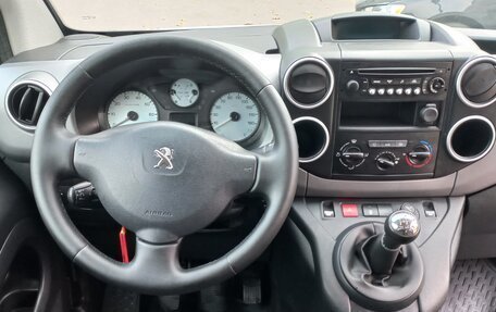 Peugeot Partner II рестайлинг 2, 2018 год, 1 140 000 рублей, 21 фотография