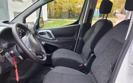 Peugeot Partner II рестайлинг 2, 2018 год, 1 140 000 рублей, 25 фотография