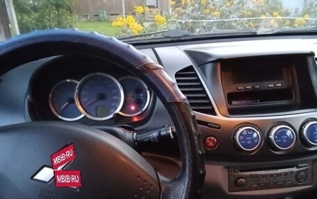 Mitsubishi L200 IV рестайлинг, 2007 год, 1 070 000 рублей, 6 фотография