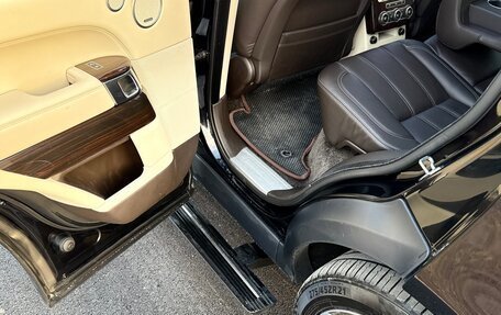 Land Rover Range Rover IV рестайлинг, 2016 год, 4 500 000 рублей, 17 фотография