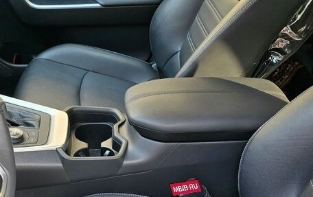 Toyota RAV4, 2020 год, 3 650 000 рублей, 10 фотография