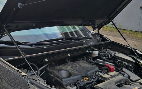 Toyota RAV4, 2020 год, 3 650 000 рублей, 22 фотография