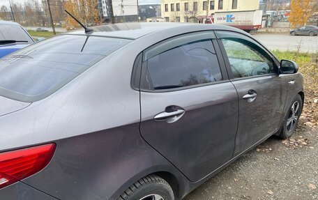 KIA Rio III рестайлинг, 2015 год, 830 000 рублей, 3 фотография