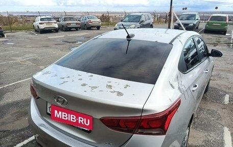 Hyundai Solaris II рестайлинг, 2017 год, 850 000 рублей, 6 фотография