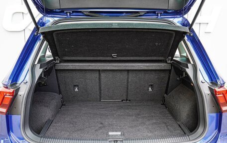 Volkswagen Tiguan II, 2018 год, 1 898 000 рублей, 21 фотография