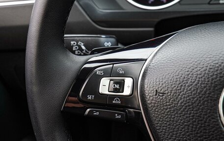 Volkswagen Tiguan II, 2018 год, 1 898 000 рублей, 15 фотография