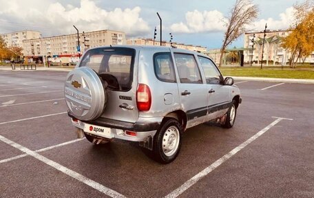 Chevrolet Niva I рестайлинг, 2005 год, 140 000 рублей, 2 фотография