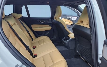 Volvo V60 Cross Country II, 2025 год, 5 200 000 рублей, 20 фотография