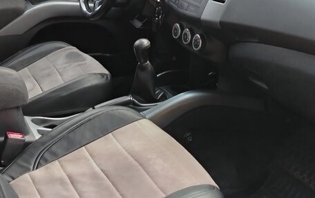 Mitsubishi Outlander III рестайлинг 3, 2008 год, 795 000 рублей, 14 фотография