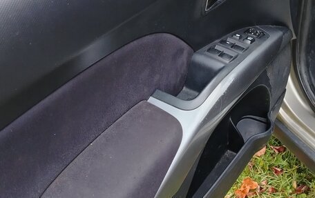 Mitsubishi Outlander III рестайлинг 3, 2008 год, 795 000 рублей, 15 фотография