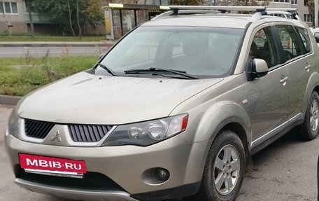 Mitsubishi Outlander III рестайлинг 3, 2008 год, 795 000 рублей, 29 фотография