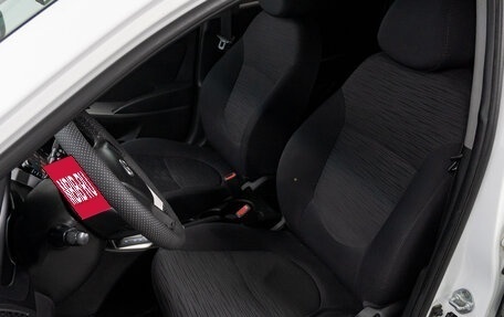 Hyundai Solaris II рестайлинг, 2014 год, 960 000 рублей, 12 фотография