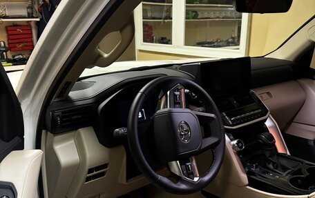 Toyota Land Cruiser, 2025 год, 12 200 000 рублей, 3 фотография