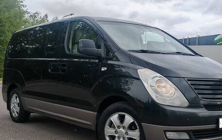 Hyundai Grand Starex Grand Starex I рестайлинг 2, 2011 год, 1 999 999 рублей, 1 фотография