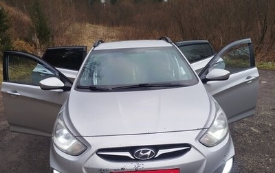 Hyundai Solaris II рестайлинг, 2011 год, 680 000 рублей, 1 фотография