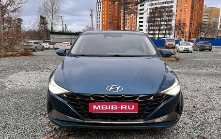 Hyundai Elantra, 2020 год, 1 920 000 рублей, 2 фотография