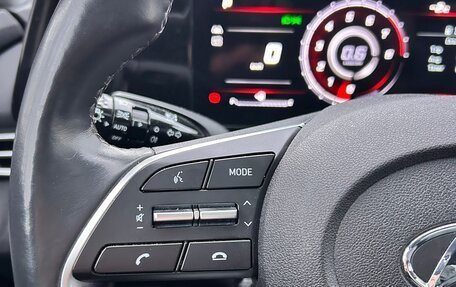 Hyundai Elantra, 2020 год, 1 920 000 рублей, 15 фотография